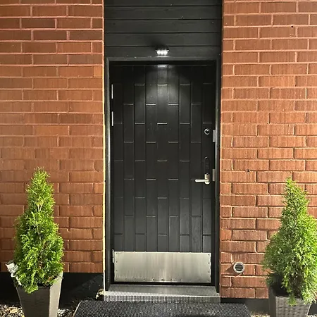 Apartment Kodikasta Majoittumista Hyvaellae Sijainnilla!