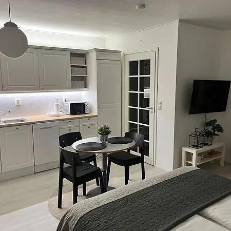 Apartment Kodikasta Majoittumista Hyvaellae Sijainnilla! *